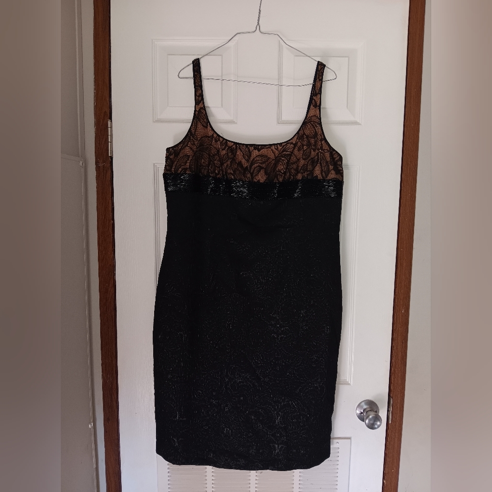 Black & Beige dress - Carmen Marc Valvo, size 16